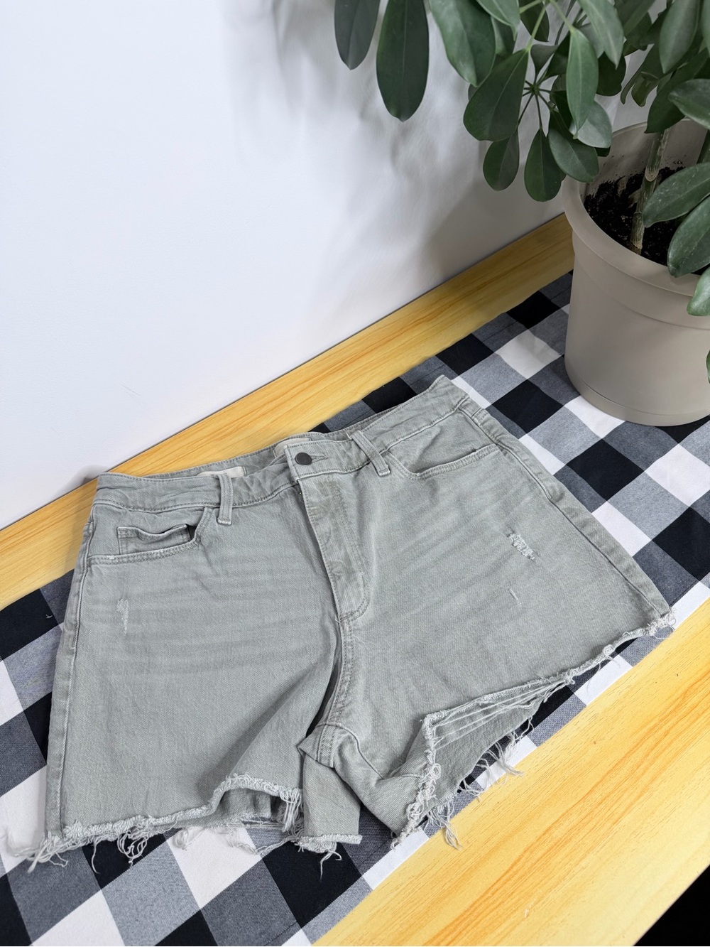 Universal Thread Denim Shorts Size 12